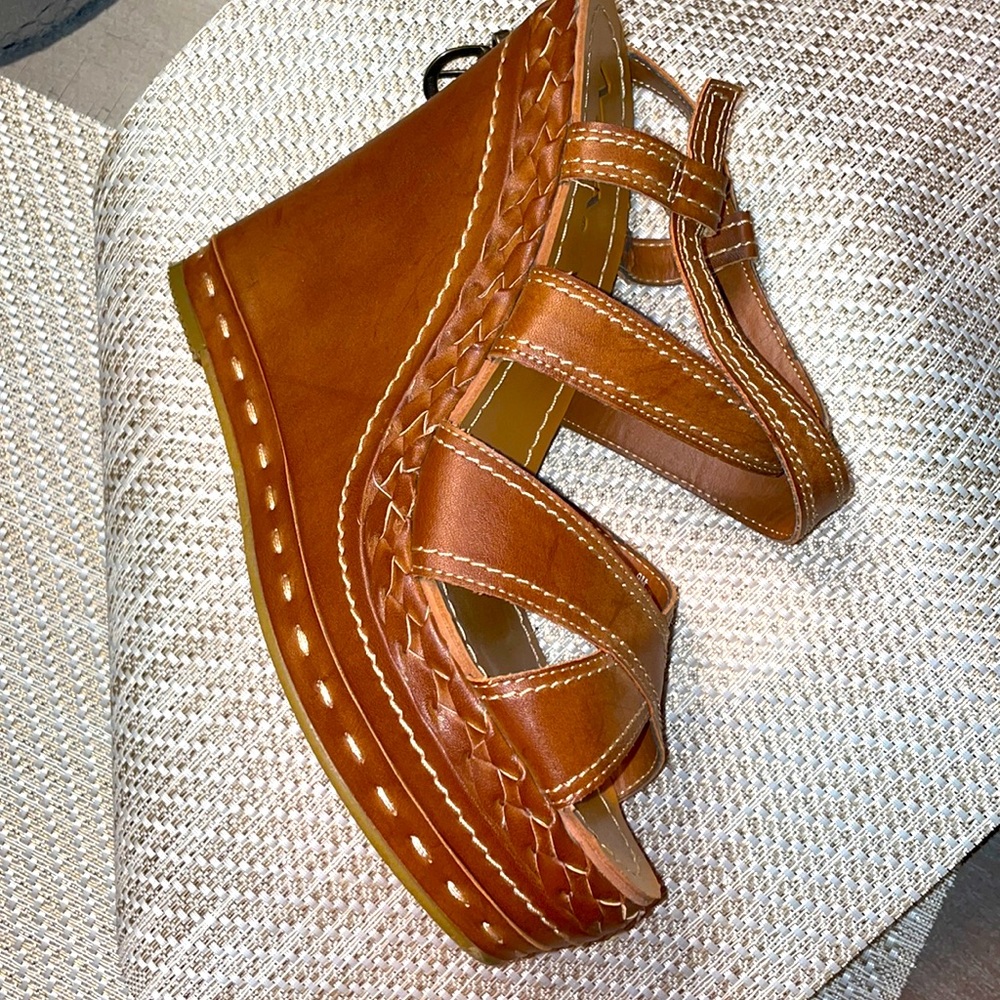 It’s still Summer somewhere🌞, Super Cute Mia Wedge Sandals